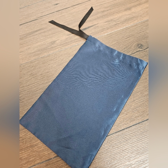 GUCCI DUST BAG 8.5"X 5.5" - Picture 2 of 6